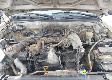 1999 Toyota Tacoma Xtracab Prerunner from USA, damaged, VIN 4TASM92N8XZ479800